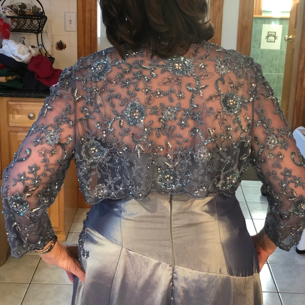 Montage Beautiful Mother of the Bride Dress - Picture 7 of 8